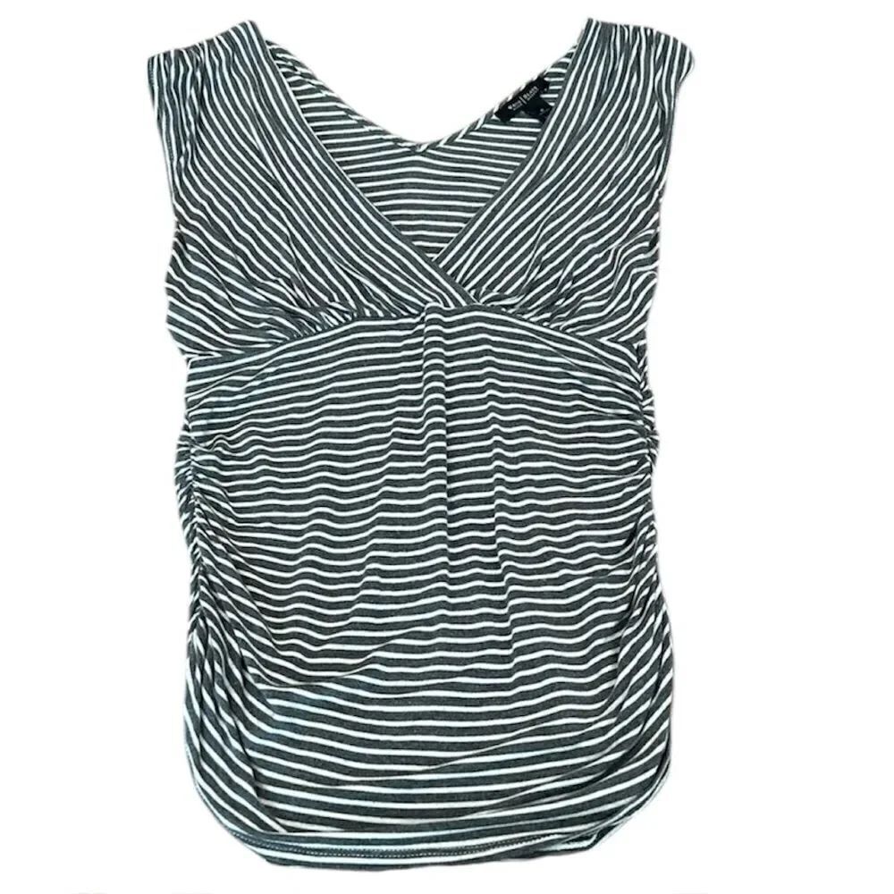 WHBM sz M grey&white stripped sleeveless rouched sides knit top EUC